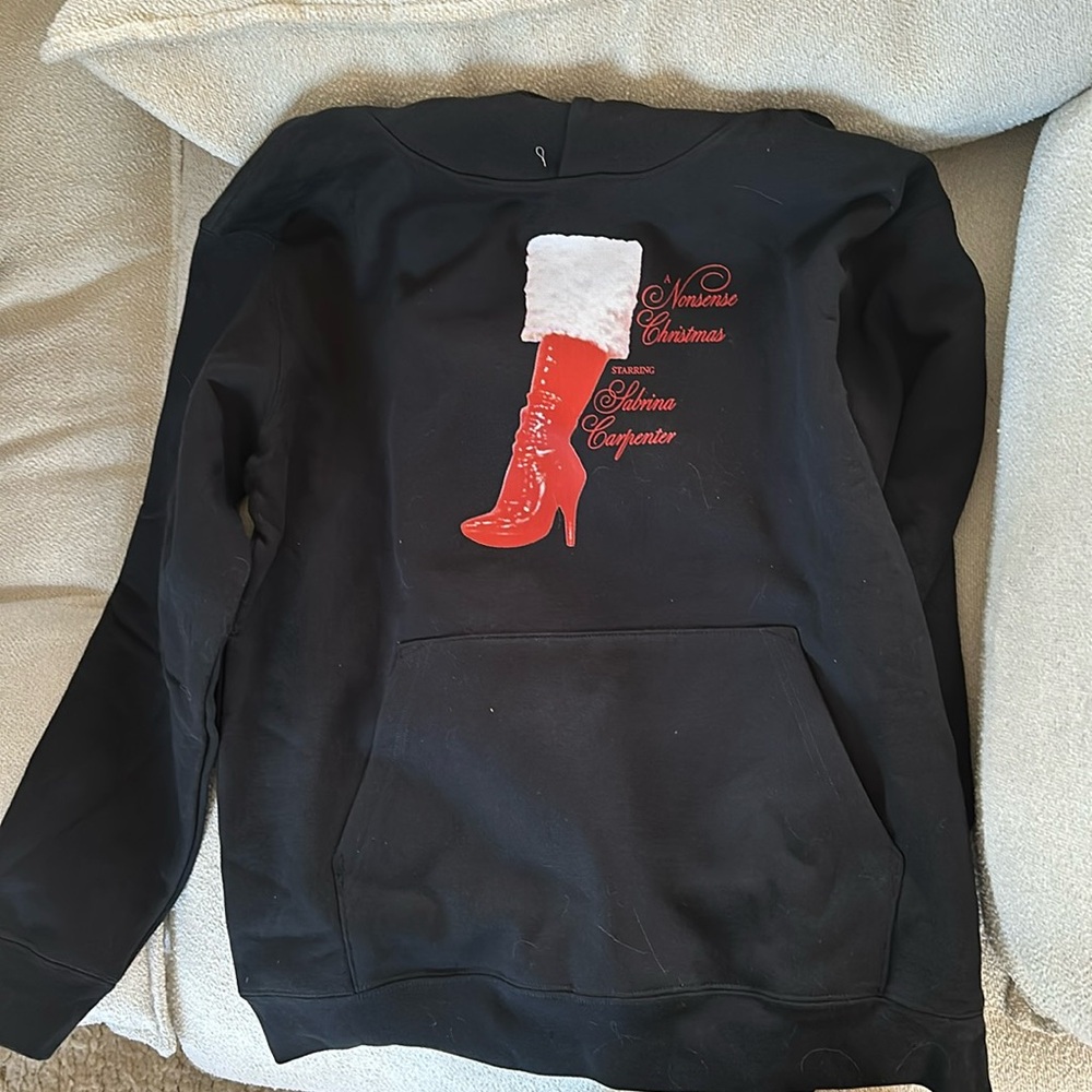 Sabrina carpenter vip nonsense Christmas swag